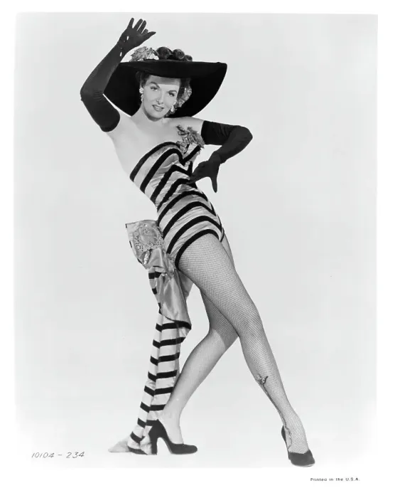 Framed Print : Jane Russell In Gentlemen Prefer Blondes Framed Print : Jane Russell In Gentlemen Prefer Blondes