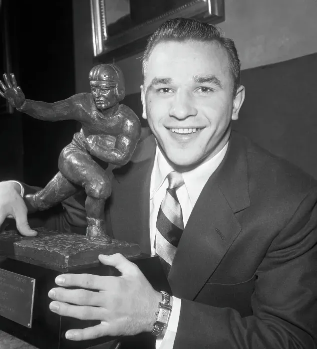 Framed Print : Janowicz Gets Heisman Trophy Framed Print : Janowicz Gets Heisman Trophy