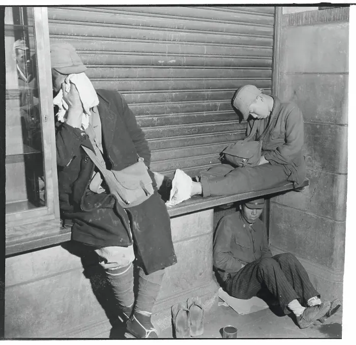 Framed Print : Japanese Homeless in Tokyo Subway Station 1945 Framed Print : Japanese Homeless in Tokyo Subway Station 1945