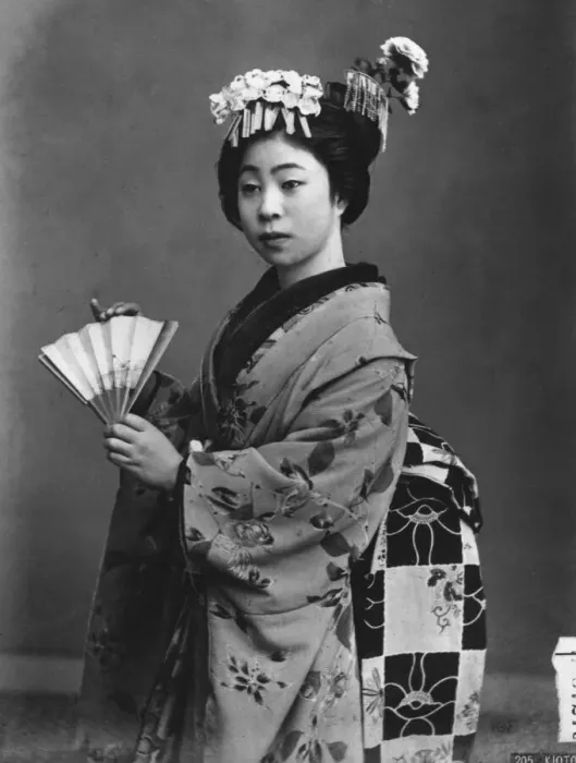 Framed Print : Japanese Lady Framed Print : Japanese Lady