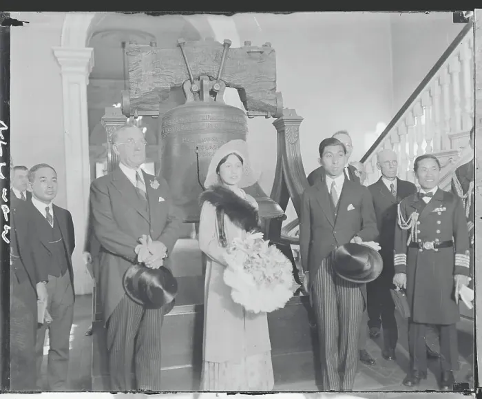 Framed Print : Japanese Leaders with Mayor at Liberty Bell Framed Print : Japanese Leaders with Mayor at Liberty Bell