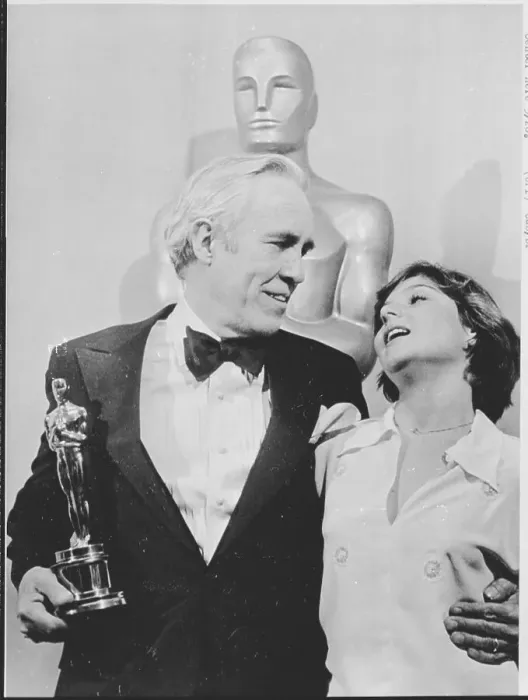 Framed Print : Jason Robards Hugging Tatum O'Neal Framed Print : Jason Robards Hugging Tatum O'Neal