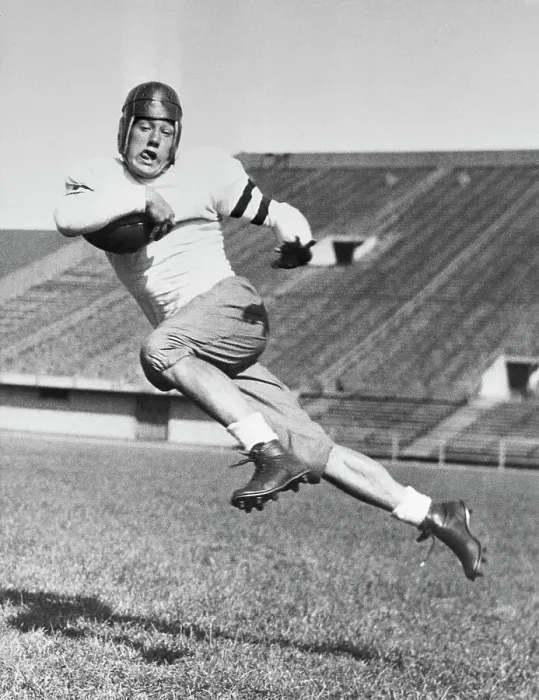 Framed Print : Jay Berwanger Running with Football Framed Print : Jay Berwanger Running with Football
