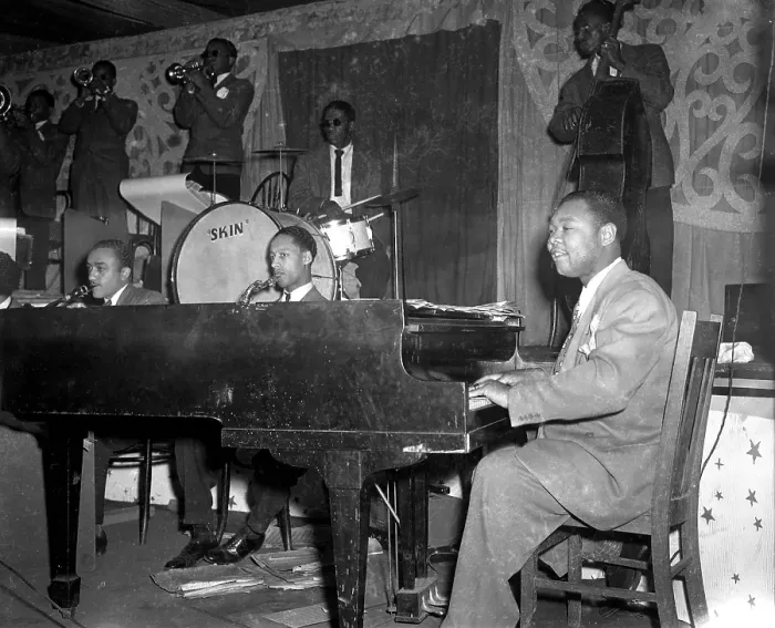 Framed Print : Jay McShann Performs Framed Print : Jay McShann Performs