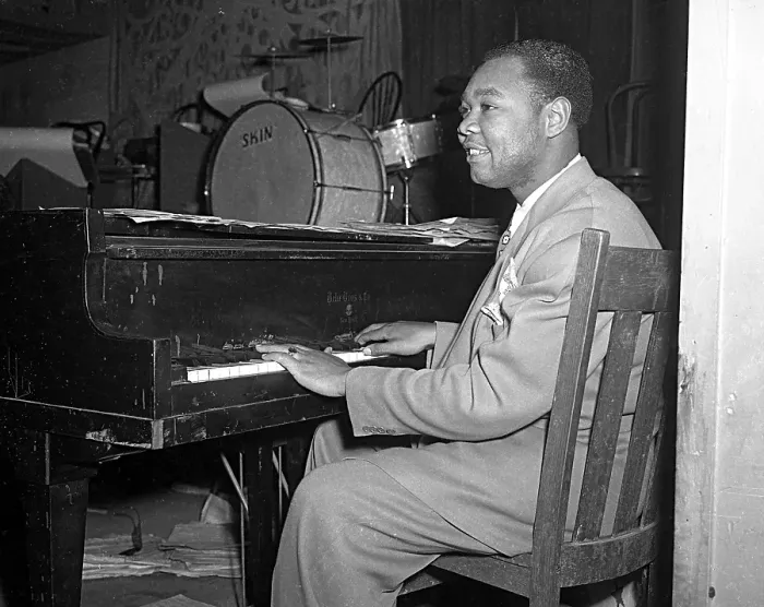 Framed Print : Jay McShann Performs