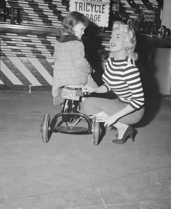 Framed Print : Jayne Mansfield Adjusting Her Daughter's License Plate Framed Print : Jayne Mansfield Adjusting Her Daughter's License Plate