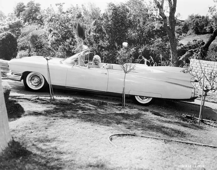 Framed Print : Jayne Mansfield in Her Cadillac Convertible Framed Print : Jayne Mansfield in Her Cadillac Convertible