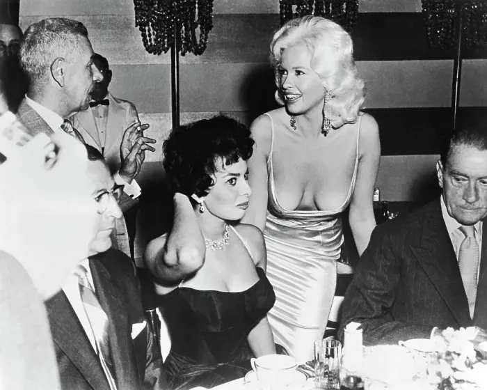 Framed Print : Jayne Mansfield, Sophia Loren Framed Print : Jayne Mansfield, Sophia Loren
