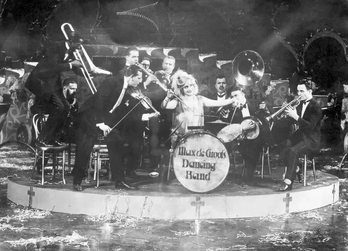 Framed Print : Jazz Band Performing in Berlin Framed Print : Jazz Band Performing in Berlin