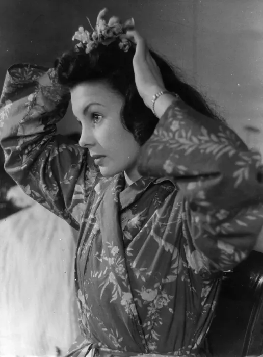 Framed Print : Jean Simmons Framed Print : Jean Simmons