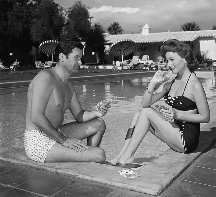 Framed Print : Jeanne Crain and Paul Brinkman Playing Gin Rummy