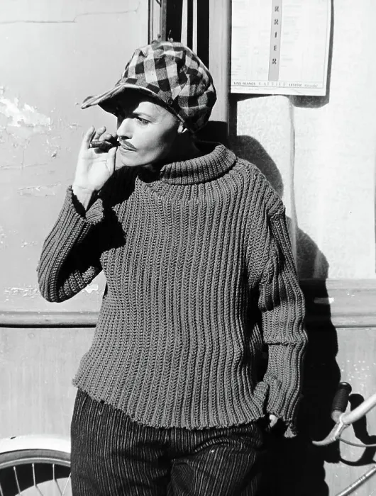 Framed Print : Jeanne Moreau In Checkered Cap W / Cigar Framed Print : Jeanne Moreau In Checkered Cap W / Cigar