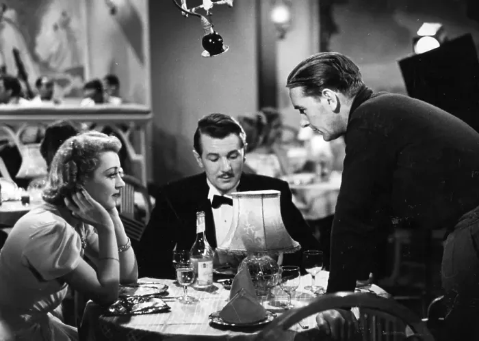 Framed Print : Jeannie. circa 1941: Director Harold French talks to actors Michael Redgrave Framed Print : Jeannie. circa 1941: Director Harold French talks to actors Michael Redgrave