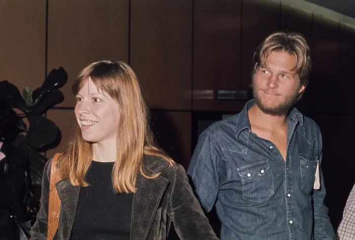 Framed Print : Jeff Bridges & Susan Geston