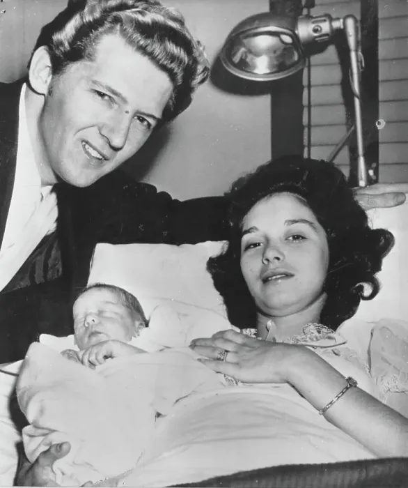 Framed Print : Jerry Lee Lewis And Family Framed Print : Jerry Lee Lewis And Family