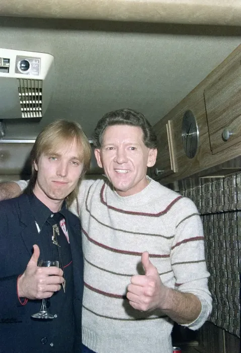 Framed Print : Jerry Lee Lewis And Tom Petty Pose For A Photo Framed Print : Jerry Lee Lewis And Tom Petty Pose For A Photo