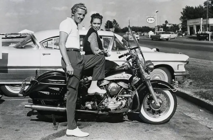 Framed Print : Jerry Lee Lewis with His Young Wife Framed Print : Jerry Lee Lewis with His Young Wife