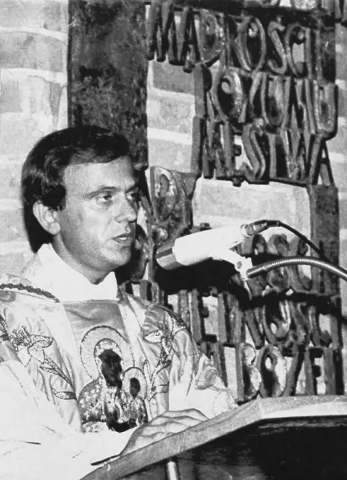 Framed Print : Jerzy Popieluszko Speaking at Microphones Framed Print : Jerzy Popieluszko Speaking at Microphones