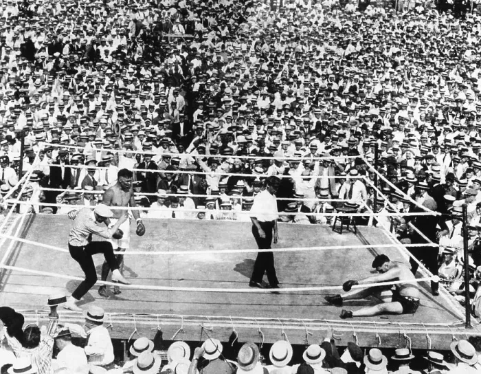 Framed Print : Jess Willard & Jack Dempsey Fight Framed Print : Jess Willard & Jack Dempsey Fight