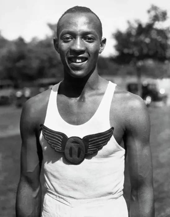 Framed Print : Jesse Owens Framed Print : Jesse Owens