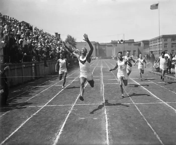 Framed Print : Jesse Owens Framed Print : Jesse Owens