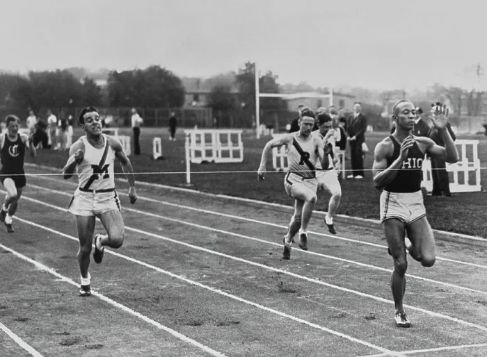 Framed Print : Jesse Owens Crossing Finish Line Framed Print : Jesse Owens Crossing Finish Line