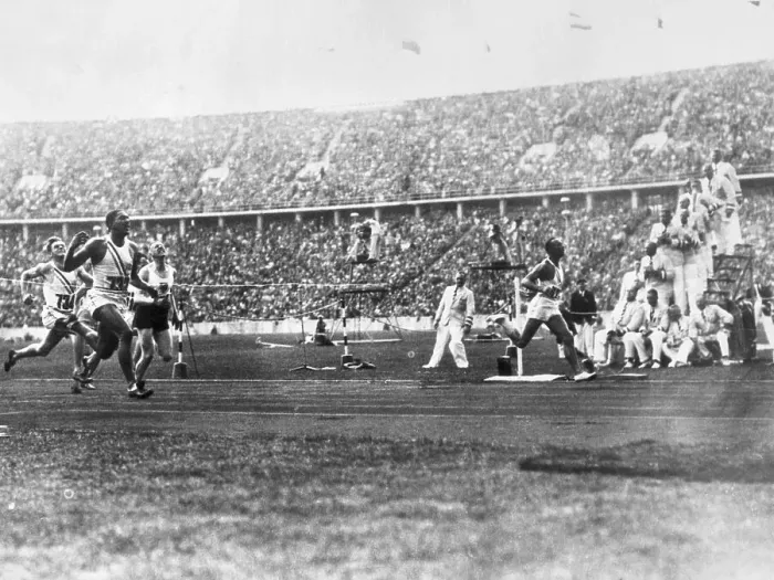 Framed Print : Jesse Owens Wins the 100-Meter Dash Framed Print : Jesse Owens Wins the 100-Meter Dash