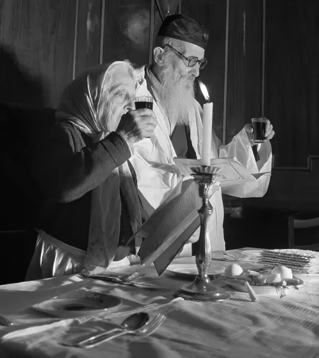 Framed Print : Jewish Elders During Seders