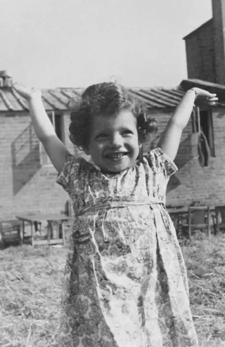 Framed Print : Jewish Refugee