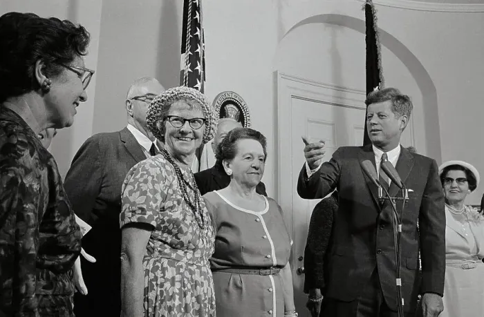 Framed Print : JFK and Elderly Peace Corps Volunteers Framed Print : JFK and Elderly Peace Corps Volunteers