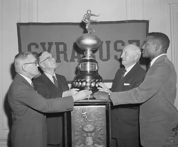 Framed Print : Jim Brown and Officials with Lambert Trophy Framed Print : Jim Brown and Officials with Lambert Trophy