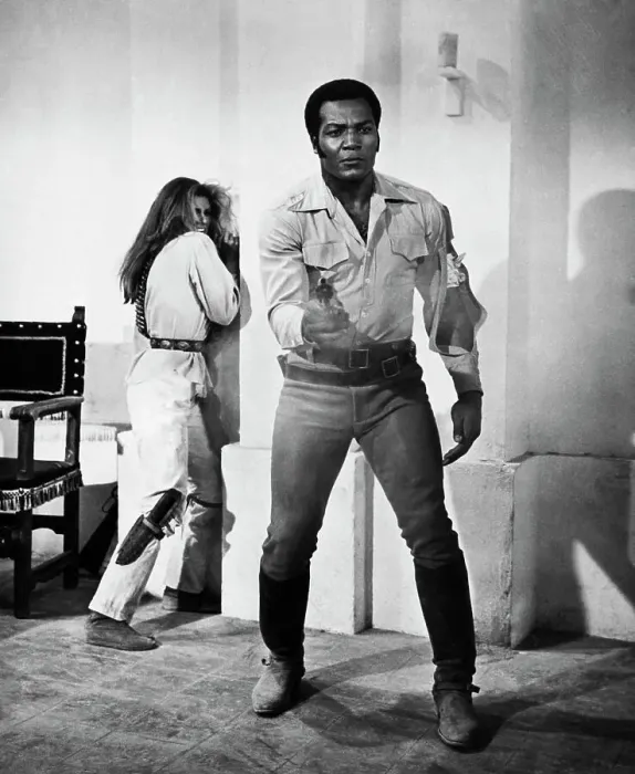 Framed Print : Jim Brown and Raquel Welch in 100 Rifles Framed Print : Jim Brown and Raquel Welch in 100 Rifles