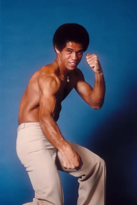 Framed Print : Jim Kelly Portrait Session