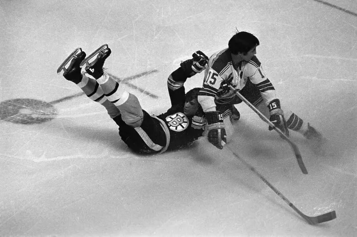Framed Print : Jim Neilson Laying Out Bobby Orr Framed Print : Jim Neilson Laying Out Bobby Orr