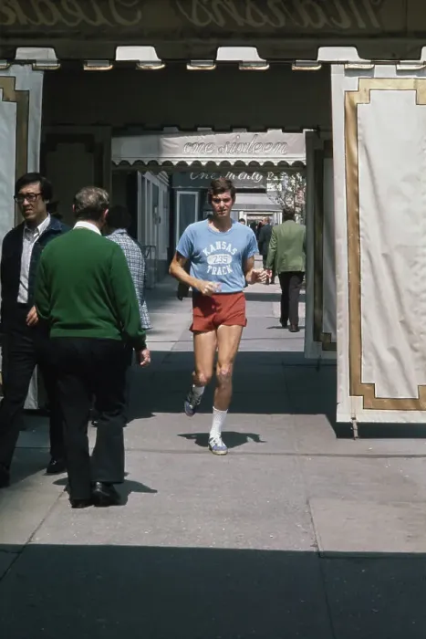 Framed Print : Jim Ryun In NYC, 1973 Framed Print : Jim Ryun In NYC, 1973