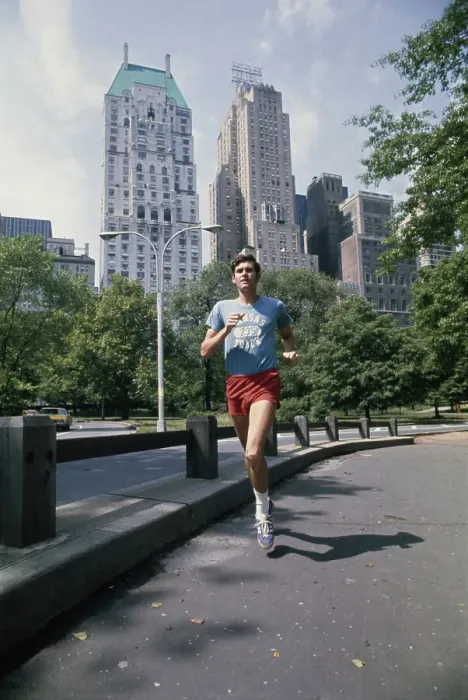 Framed Print : Jim Ryun In NYC, 1973