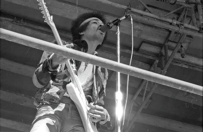 Framed Print : Jimi Hendrix Plays His Last Concert Framed Print : Jimi Hendrix Plays His Last Concert