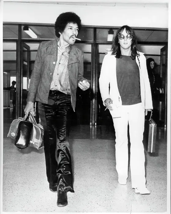 Framed Print : Jimi Hendrix & His Tour Manager Eric Barrett Framed Print : Jimi Hendrix & His Tour Manager Eric Barrett