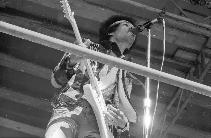 Framed Print : Jimi Plays His Last Concert Framed Print : Jimi Plays His Last Concert