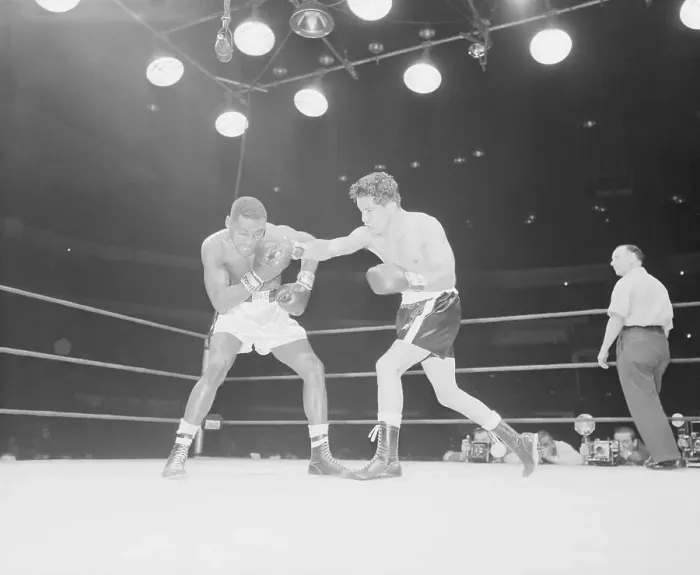 Framed Print : Jimmy Carter and Cisco Andrade During Boxing Match Framed Print : Jimmy Carter and Cisco Andrade During Boxing Match
