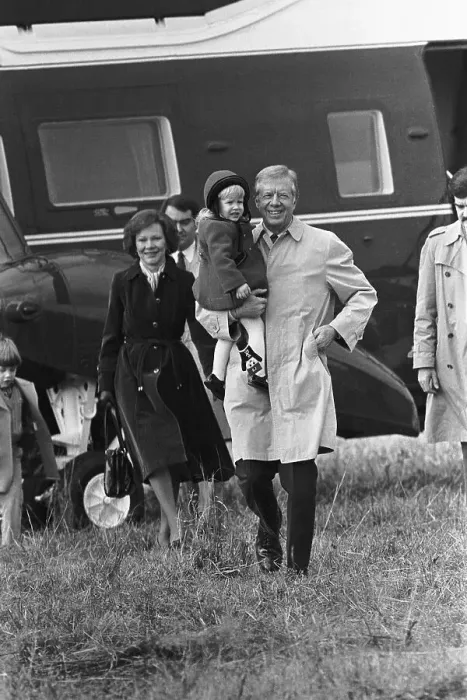 Framed Print : Jimmy Carter with Granddaughter Framed Print : Jimmy Carter with Granddaughter