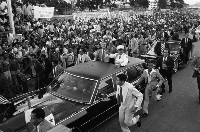 Framed Print : Jimmy Carter and Omar Torrijos Wave from Limo Framed Print : Jimmy Carter and Omar Torrijos Wave from Limo