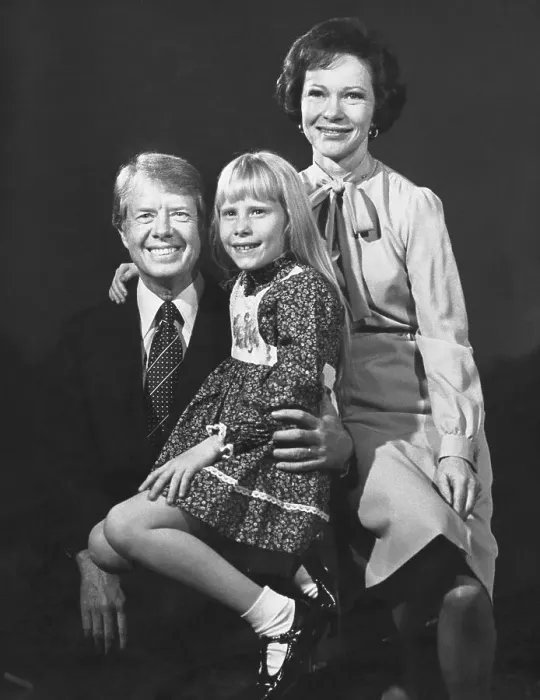 Framed Print : Jimmy Carter with Wife Rosalynn and Amy Framed Print : Jimmy Carter with Wife Rosalynn and Amy