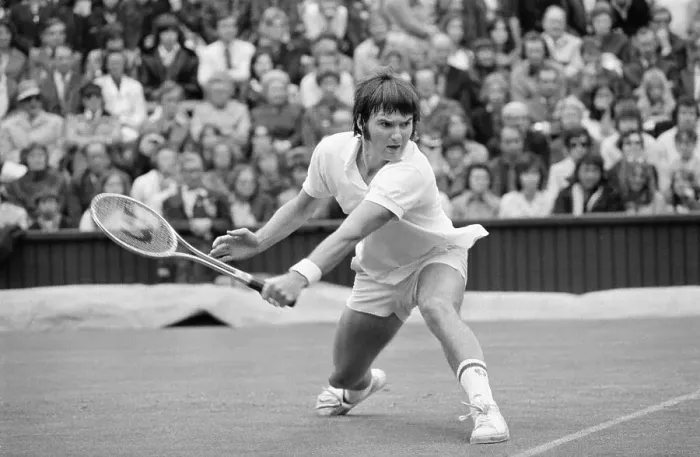 Framed Print : Jimmy Connors Reaching at Wimbledon Framed Print : Jimmy Connors Reaching at Wimbledon