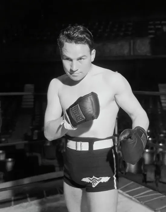 Framed Print : Jimmy McLarnin Posing in a Boxing Stance