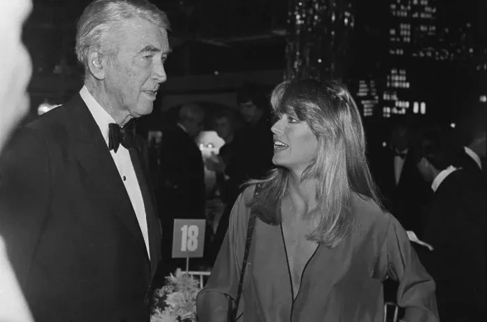 : Jimmy Stewart and Farrah Fawcett-Majors : Jimmy Stewart and Farrah Fawcett-Majors