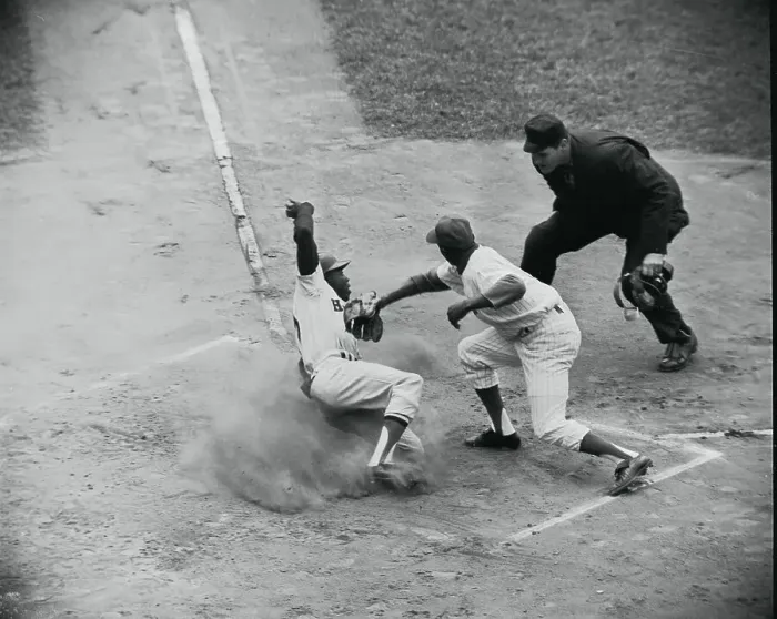 Framed Print : Jimmy Wynn Sliding into Home Framed Print : Jimmy Wynn Sliding into Home