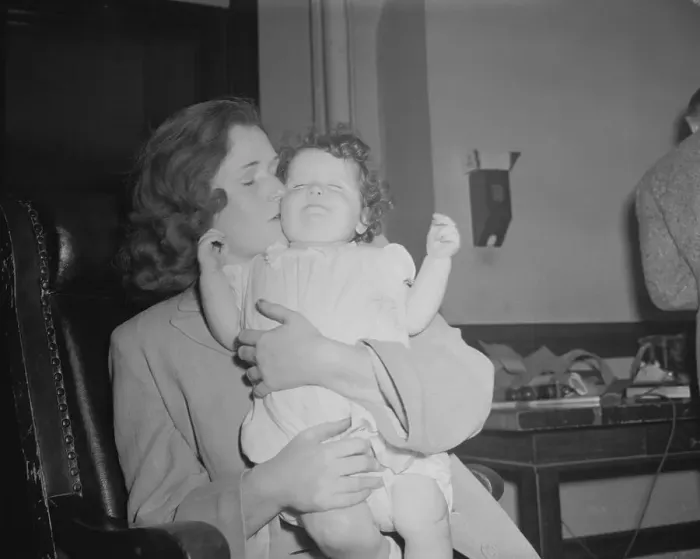 Framed Print : Joan Barry Kissing Her Daughter Framed Print : Joan Barry Kissing Her Daughter