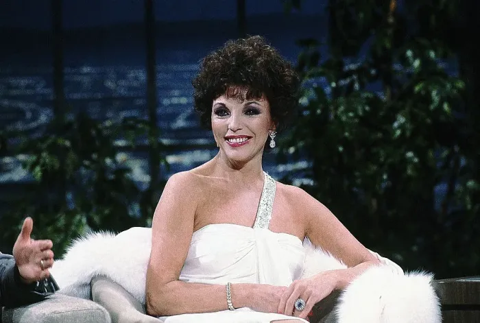 : Joan Collins Interviewed on TV Show : Joan Collins Interviewed on TV Show