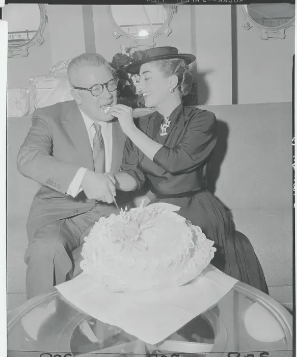 Framed Print : Joan Crawford Feeding Cake to Husband Framed Print : Joan Crawford Feeding Cake to Husband